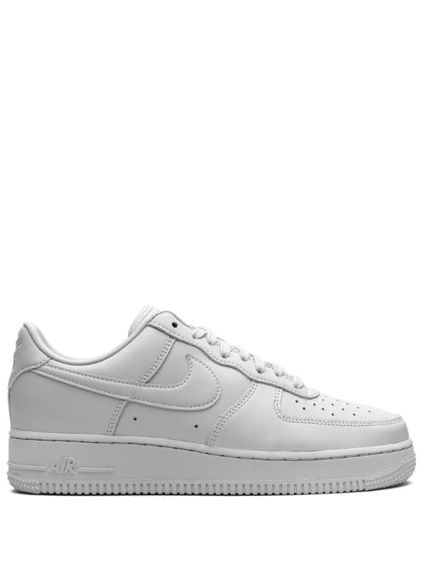 NIKE AIRFORCE 1